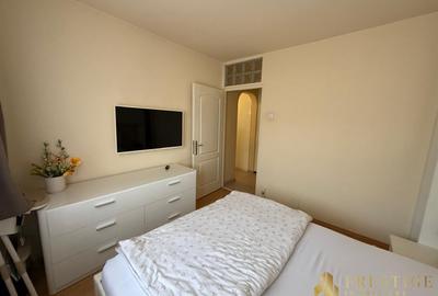 Apartament cu 2 camere decomandat în Decebal