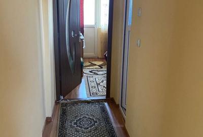 Apartament cu 3 camere semidecomandat în Central - 6