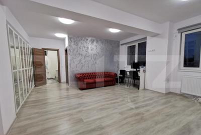 Apartament 2 camere ,loc de parcare + boxa , zona 9 mai - 4