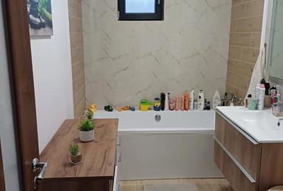 Casă cu 4 camere cu Teren 350 Mp în Oncea - 10