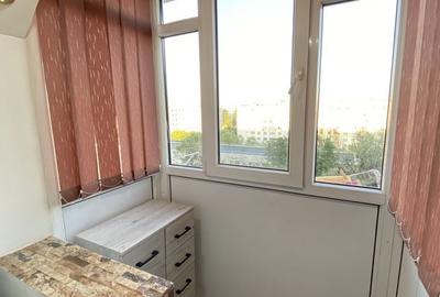 Apartament cu 2 camere decomandat în Titan - 3