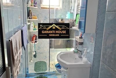 Apartament cu 2 camere nedecomandat în Republicii