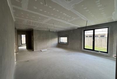 Casă cu 4 camere în Micro 3 - 10