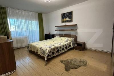 Apartament cu 4 camere în Central - 2