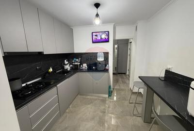 Apartament cu 3 camere decomandat, mobilat în Rovine - 3