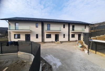 Casă cu 4 camere în Tomești - 6