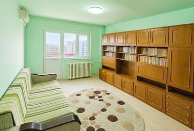 74 mp, 3 camere, 2 băi, 2 balcoane – 8 min până la metrou - comision 0 - 8