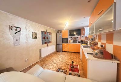 Casă cu 4 camere în Central - 8