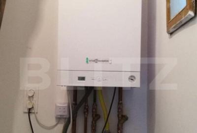 Casa 2 camere curte comuna cu acces separat zona centrala - 3