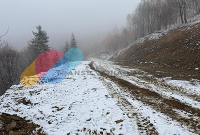 Teren in Marisel, 1966 Mp – view superb, izvor propriu si utilitati - 2