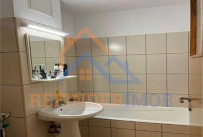 Oferta Garsoniera 33 mp, bloc 1981 zona  Drumul Taberei - Bulevardul 1 Mai - 2