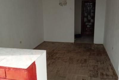 Proprietar -   apartament Casa de  Cultura sau schimb cu casa Sinaia  centru - 9