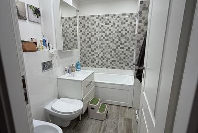 Apartament cu 3 camere decomandat în Central - 3