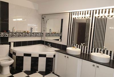 Apartament cu 4 camere semidecomandat în Central - 1