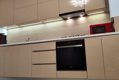 Apartament cu 2 camere decomandat în Central - 1