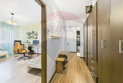 Vanzare ap. 5 camere | 111mp | Metrou 1 Decembrie Vanzare ap. 5 camere | 111mp | Metrou 1 Decembrie - 4