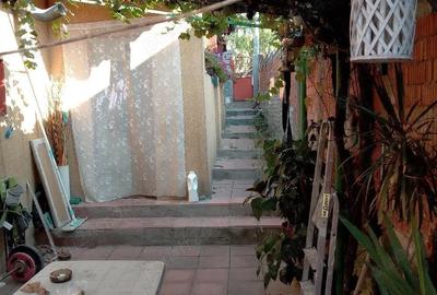 Casă cu 3 camere cu Teren 136 Mp în Mihai Bravu - 3