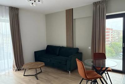 Apartament cu 2 camere decomandat, mobilat în 13 Septembrie - 2