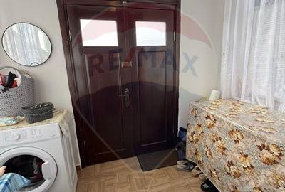 Casă cu 2 camere cu Teren 3669 Mp în Giurgița - 2