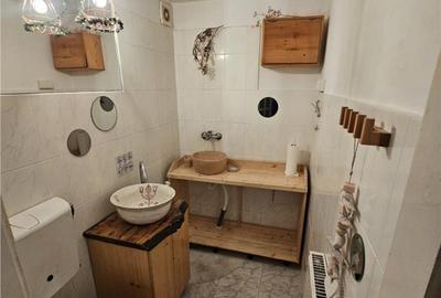 Spatiu comercial CENTRU Acces stradal, loc de parcare propri - 15