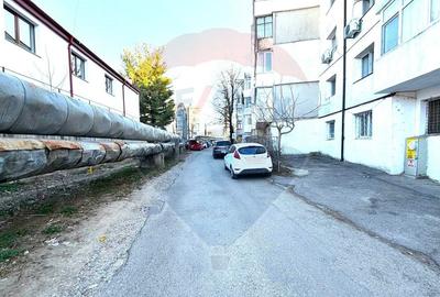 Apartament cu 3 camere decomandat în Orizont