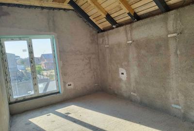 Casă cu 4 camere în Giarmata - 1