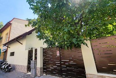 Casă 4 Camere, 110 m?, Curte 40 m?, 2 Loc. Parcare, Stefan cel Mare - 12