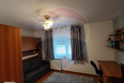 Apartament cu 2 camere semidecomandat în 23 August - 2