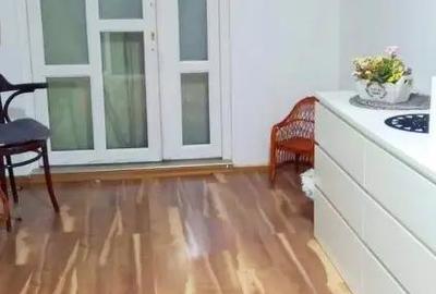 Apartament cu 5 camere decomandat în Central - 2