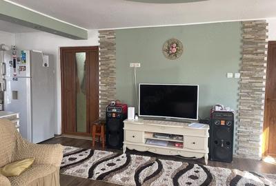 Casă cu Teren 1026 Mp în Lipănești