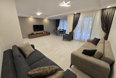 Casă cu 4 camere în Ștefăneștii de Jos