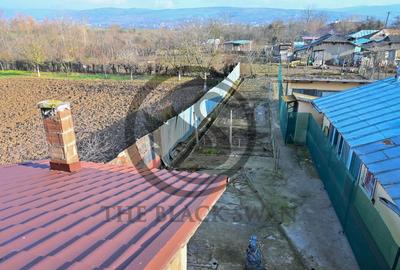 Casa la rosu de vanzare | Iordacheanu - Valea Cucului | C... - 14