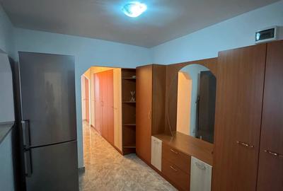 Apartament cu 3 camere decomandat în Alfa - 2