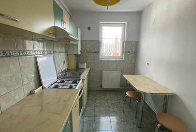 Apartament de inchiriat, etaj intermediar, cu 2 camere decomandate si parcare! - 4