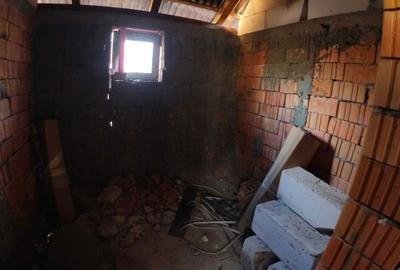 Casă cu 3 camere în Central - 1