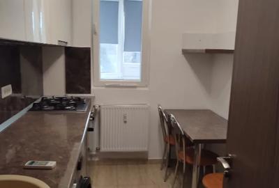 Apartament cu 2 camere decomandat în Prelungirea Ghencea - 2