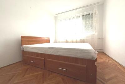 Apartament cu 3 camere decomandat, mobilat în Costin Georgian - 12