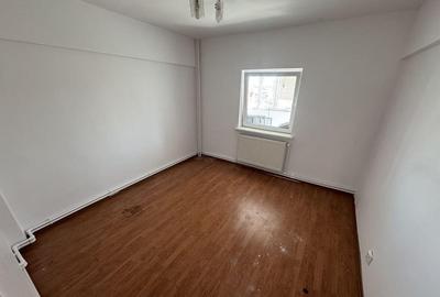 Apartament 3 camere zona Tomis 2 - Victoria