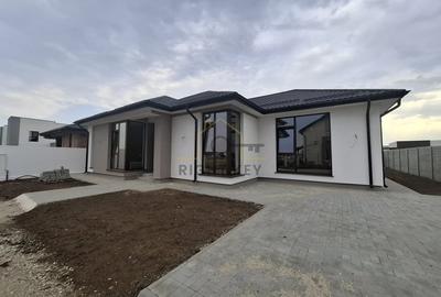 Casa parter, 4 cam, 120mpu, 500mp teren! Finisaje premium! Comision 0%