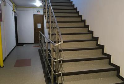 Apartament 2-3 camere spa?ios, 73 mp, etaj 3 cu lift, zona lini?tita, loc parcare