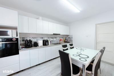 Casă cu 3 camere cu Garaj în Micălaca - 8