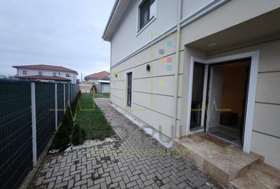 Duplex cu 5 camere cu Canalizare în Moșnița Nouă - 4