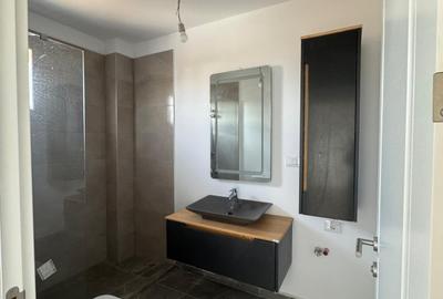 Vila individuala - 5 camere - 3 bai -teren 400 mp - 9