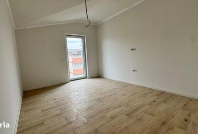 Apartament cu 4 camere în Central - 1