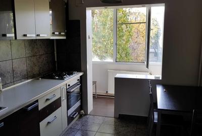 Apartament cu 3 camere decomandat, mobilat în Berceni - 6