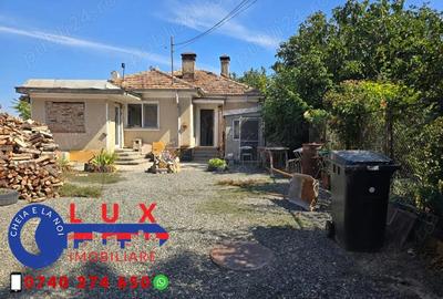 Casă cu 4 camere cu Teren 360 Mp în Central - 3