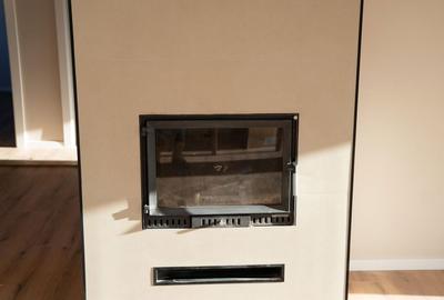 Casă cu 4 camere în Central - 2