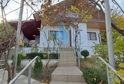 Casă cu 3 camere cu Canalizare în Galata - 1