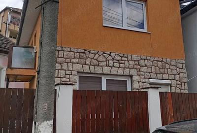 Casa de vinzare in centru - 2