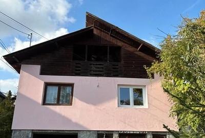Casă cu 3 camere cu Teren 700 Mp în Vulcana de Sus